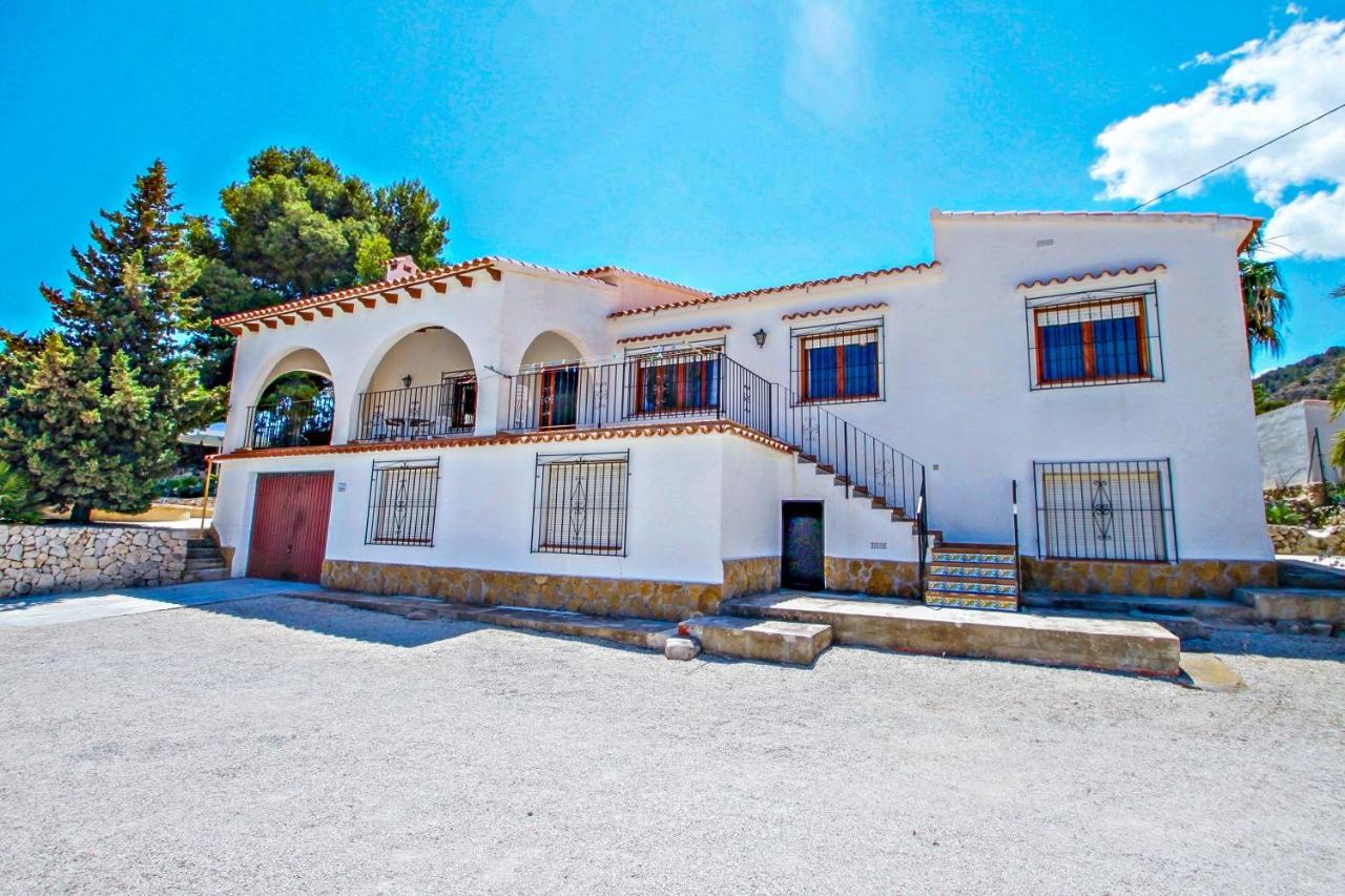 Laura-29A - Pretty Holiday Property With Garden And Private Pool In كاليبي المظهر الخارجي الصورة