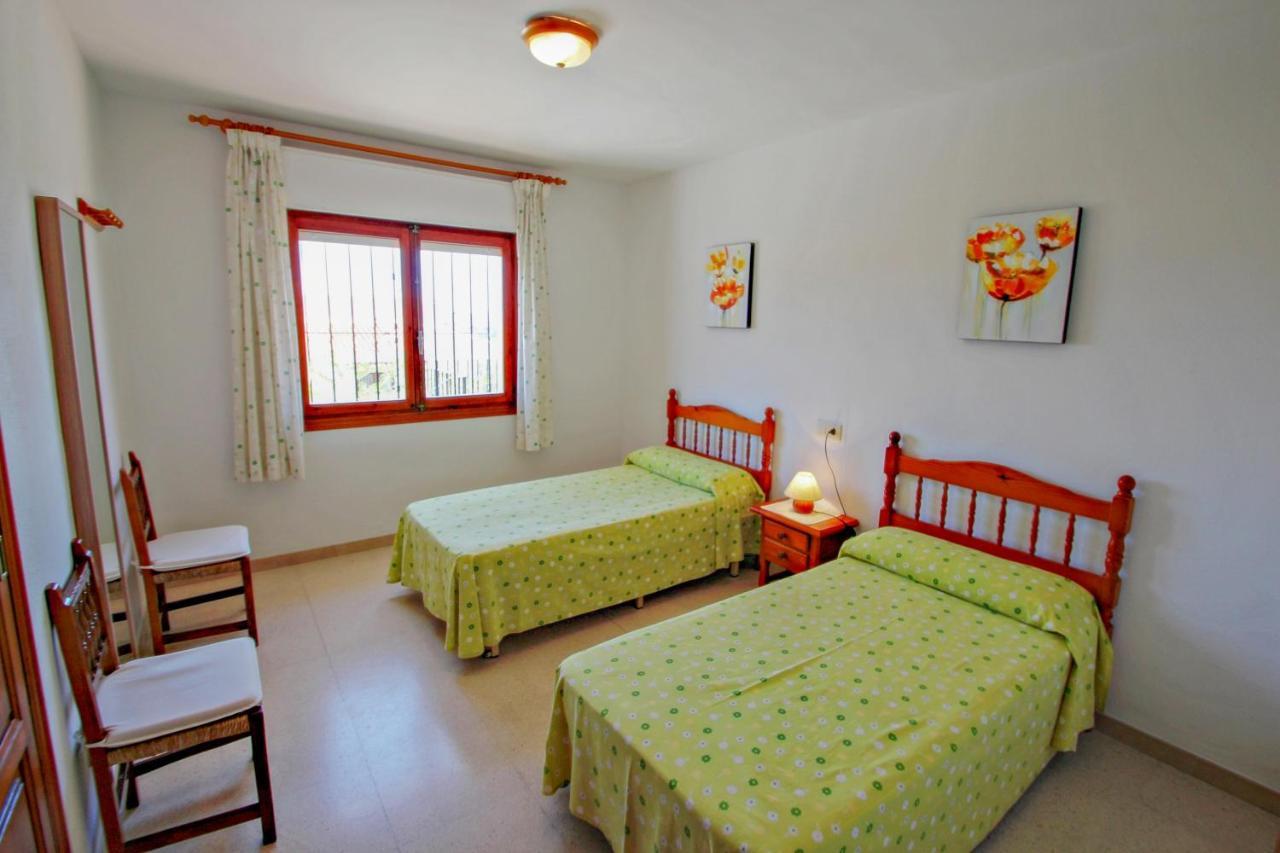 Laura-29A - Pretty Holiday Property With Garden And Private Pool In كاليبي المظهر الخارجي الصورة
